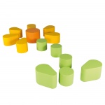 Sitzgruppe, 6 Hocker gelb Höhe 35 cm, 4 Hocker Höhe 40 cm, 2 Hocker Höhe 45 cm, grün, 